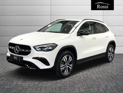 Bianco Nuova 2025 Mercedes GLA180 SUV | 46.200 € (Buon prezzo)