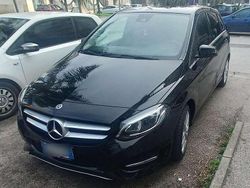 Nero Usata 2018 Mercedes B200 Executive Monovolume | 14.500 € (Super prezzo)