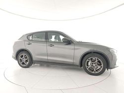 Grigio Usata 2023 Alfa Romeo Stelvio Sprint SUV | 29.900 € (Ottimo prezzo)