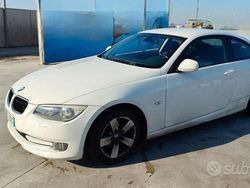Bianco Usata 2010 BMW 320 Coupé | 5700 € (Buon prezzo)