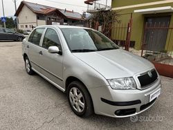 Grigio Usata 2005 Skoda Fabia Due volumi | 2200 € (Super prezzo)