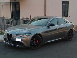 Grigio Usata 2017 Alfa Romeo Giulia Business Tre volumi | 23.999 € (Molto cara)