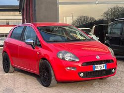 Rosso Usata 2012 Fiat Punto Tre volumi | 5300 € (Buon prezzo)