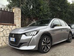 Grigio Usata 2021 Peugeot 208 GT Due volumi | 14.900 € (Buon prezzo)