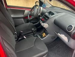 Rosso Usata 2009 Toyota Aygo Due volumi | 5000 € (Cara)