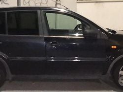 Nero Usata 2004 Ford Fusion Tre volumi | 1000 € (Buon prezzo)