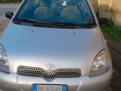 Usata 2001 Toyota Yaris Sol Due volumi | 1200 € (Buon prezzo)