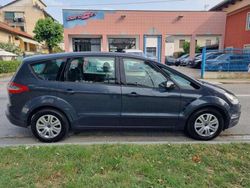 Grigio scuro Usata 2014 Ford S-MAX Titanium Monovolume | 6900 € (Buon prezzo)