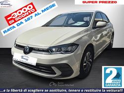 Beige Nuova 2025 VW Polo Edition Tre volumi | 18.990 € (Super prezzo)