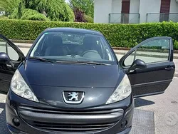 Usata 2007 Peugeot 207 Due volumi | 3650 € (Cara)