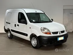 Usata 2005 Renault Kangoo Monovolume | 1999 € (Ottimo prezzo)