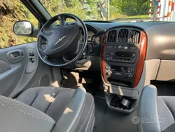 Usata 2006 Chrysler Voyager Monovolume | 4500 € (Buon prezzo)