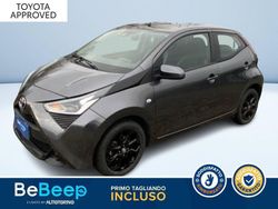 Grigio scuro metallizzato Usata 2021 Toyota Aygo Due volumi | 10.800 € (Buon prezzo)