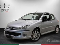 Argento Usata 1999 Peugeot 206 GT Tre volumi | 11.500 €