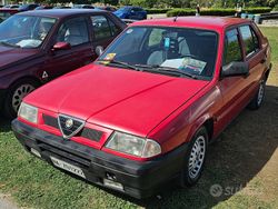 Rosso Usata 1991 Alfa Romeo 33 Tre volumi | 4500 €