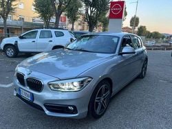 Grigio chiaro Usata 2015 BMW 118 Sport Line Due volumi | 10.400 € (Ottimo prezzo)