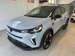 Grigio Nuova 2025 Renault Captur Techno SUV | 24.500 € (Buon prezzo)