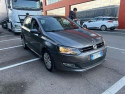 Grigio Usata 2012 VW Polo Comfortline Tre volumi | 4400 € (Ottimo prezzo)