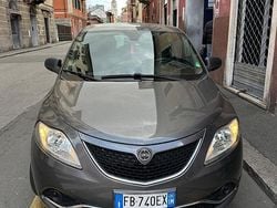Grigio Usata 2016 Lancia Ypsilon S Due volumi | 6500 € (Buon prezzo)