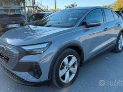 Grigio Usata 2024 Audi Q4 Sportback e-tron SUV | 29.990 € (Buon prezzo)