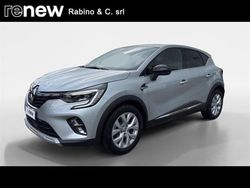 Grigio chiaro Usata 2022 Renault Captur Intens SUV | 16.400 € (Ottimo prezzo)