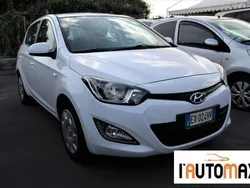 Bianco Usata 2014 Hyundai i20 Classic Tre volumi | 7500 €