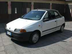 Bianco pastello Usata 1994 Fiat Punto Cabriolet S Cabrio | 4500 €