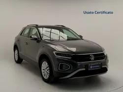 Indium grey Usata 2023 VW T-Roc Life SUV | 26.900 € (Buon prezzo)