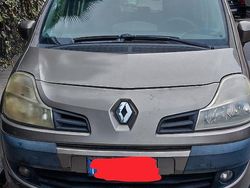 Usata 2008 Renault Modus Monovolume | 2000 € (Molto cara)