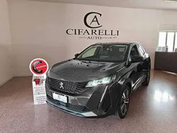 Grigio Usata 2023 Peugeot 3008 Allure SUV | 24.900 € (Buon prezzo)