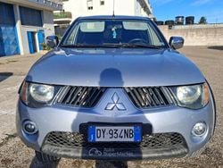 Grigio Usata 2010 Mitsubishi L200 Invite+ Pick-up | 15.000 € (Cara)