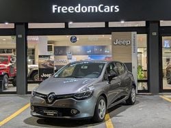 Grigio Usata 2013 Renault Clio IV Tre volumi | 7900 € (Buon prezzo)