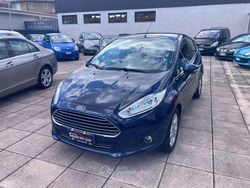Blu Usata 2016 Ford Fiesta Titanium Due volumi | 8900 € (Buon prezzo)