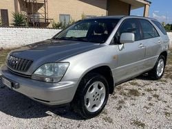 Usata 2001 Lexus RX300 Executive Line SUV | 5900 €