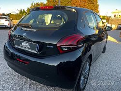 Nero Usata 2016 Peugeot 208 Allure Due volumi | 6990 € (Ottimo prezzo)