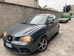 Grigio Usata 2006 Seat Ibiza Tre volumi | 1000 € (Buon prezzo)