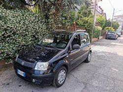 Nero Usata 2012 Fiat Panda Due volumi | 4700 € (Buon prezzo)