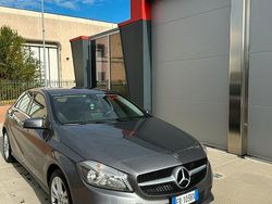 Grigio Usata 2018 Mercedes A160 Edition Tre volumi | 13.250 € (Ottimo prezzo)