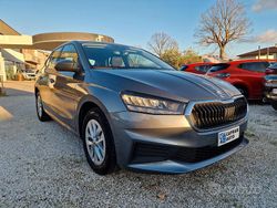 Grigio Usata 2022 Skoda Fabia Ambition Tre volumi | 12.490 € (Buon prezzo)