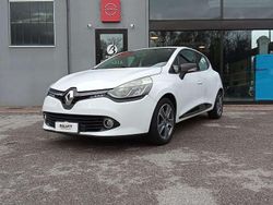 Bianco Usata 2015 Renault Clio IV Tre volumi | 4400 € (Ottimo prezzo)