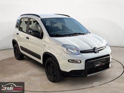 Bianco Usata 2020 Fiat Panda 4x4 Due volumi | 15.600 € (Molto cara)