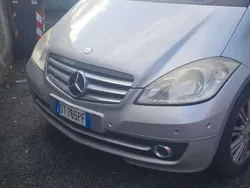 Argento Usata 2009 Mercedes 180 Tre volumi | 4000 € (Ottimo prezzo)