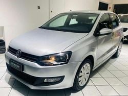 Grigio Usata 2014 VW Polo Comfortline Tre volumi | 7800 € (Buon prezzo)