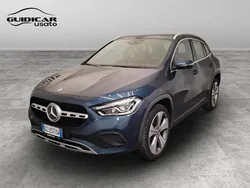 Blu denim Usata 2020 Mercedes GLA200 SUV | 30.300 € (Buon prezzo)