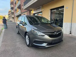 Grigio Usata 2017 Opel Zafira Monovolume | 10.990 € (Buon prezzo)