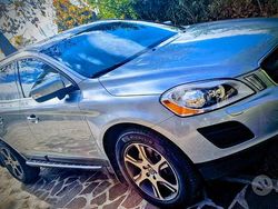 Grigio Usata 2014 Volvo XC60 Summum SUV | 16.900 € (Cara)