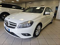 Other Usata 2012 Mercedes A180 Tre volumi | 8900 € (Buon prezzo)