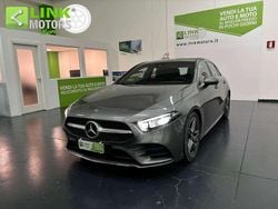 Grigio Usata 2022 Mercedes A200 AMG line Tre volumi | 26.999 € (Buon prezzo)
