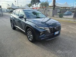 Verde chi. met Usata 2023 Hyundai Tucson SUV | 26.900 € (Buon prezzo)