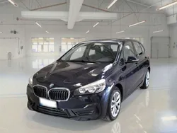 Nero Usata 2019 BMW 225 Active Tourer iPerformance Monovolume | 16.500 € (Buon prezzo)